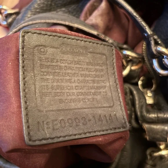 Coach Brooke Duffle Bag – Black Pebble Leather – Black - Picture 4 of 15